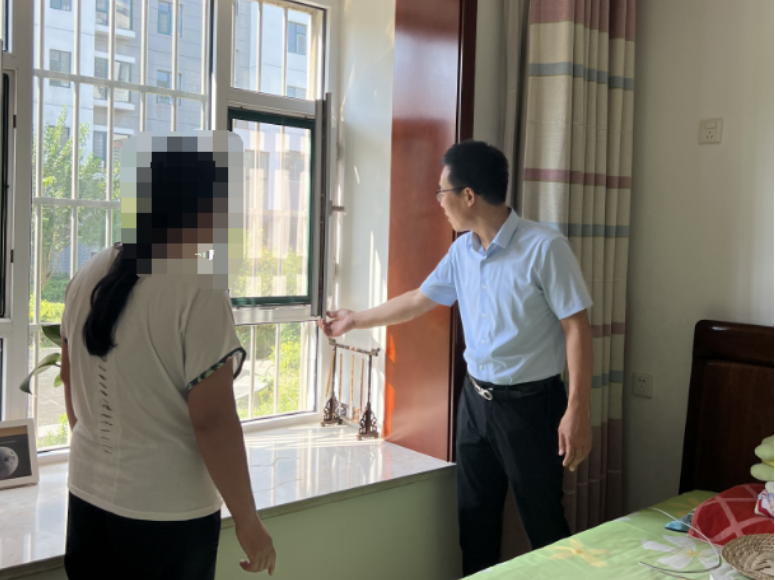 潍坊王易明.png