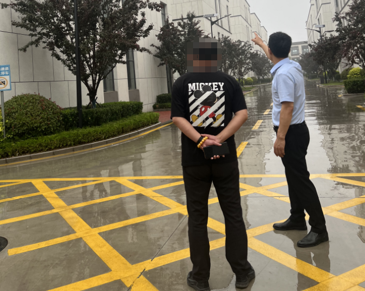 横梁底下不能摆放床有什么讲究?寿光易经测风水哪儿靠谱?—王易明